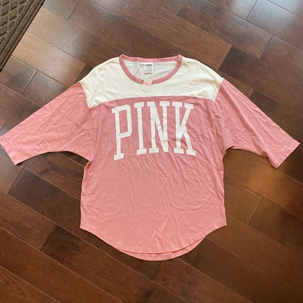 Pink and white Victoria’s Secret PINK top - NWT